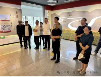 協(xié)會組織鹽山學(xué)習(xí)團(tuán)赴張家口實地培訓(xùn)